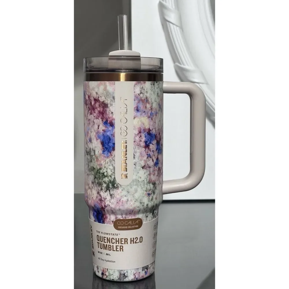 Stanley X CALIA Quencher H2.0 FlowState 30oz Tumbler, OLIVE EDEN‎ - Picture 2 of 5